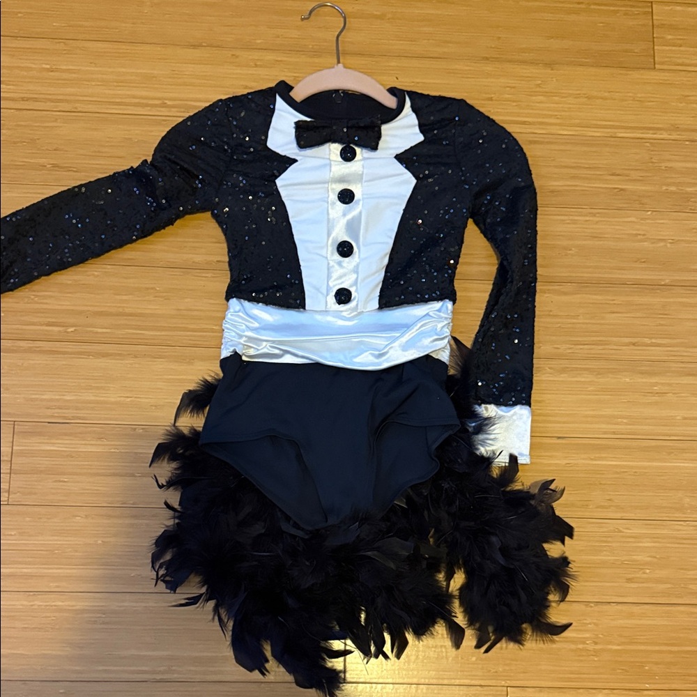Girls Jazz Dance Costume. Ages 5/6